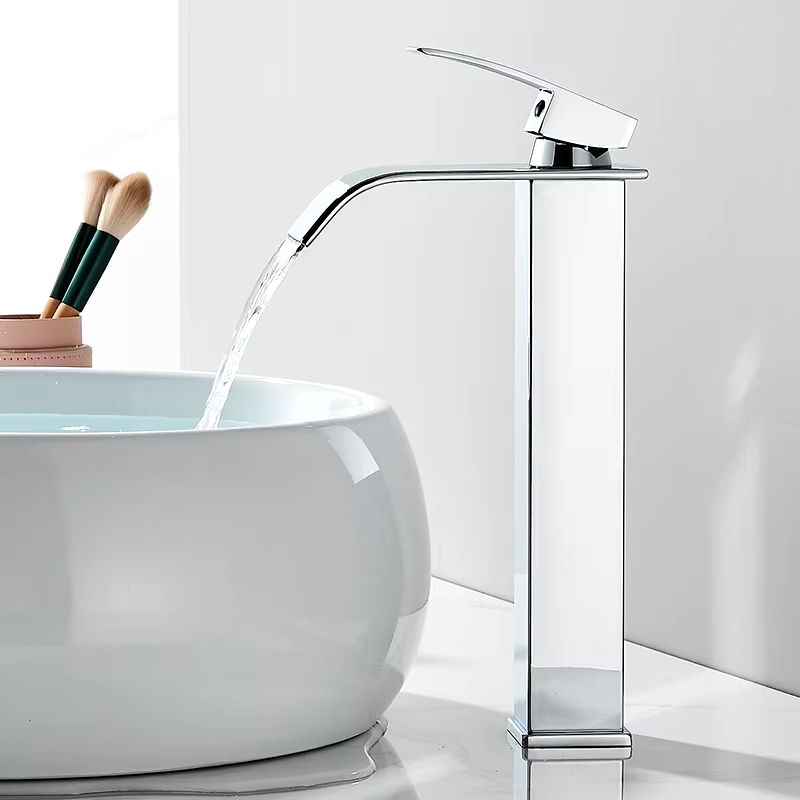 Torneira Alta para Banheiro Monocomando com Cascata