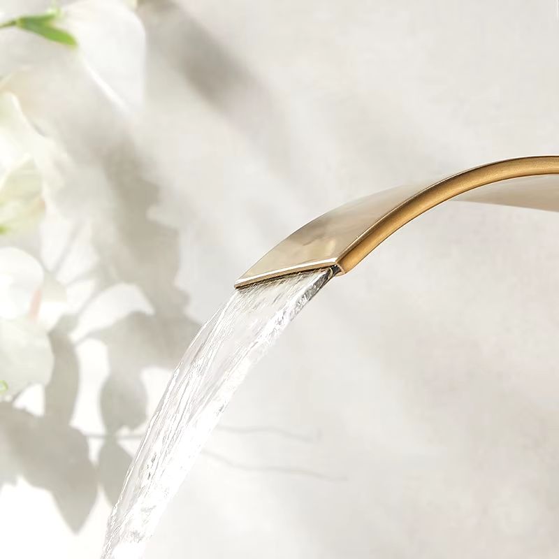 Torneira Alta para Banheiro Monocomando com Cascata