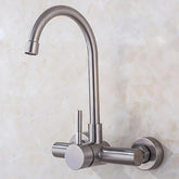 Torneira de Parede Rotativa para Cozinha