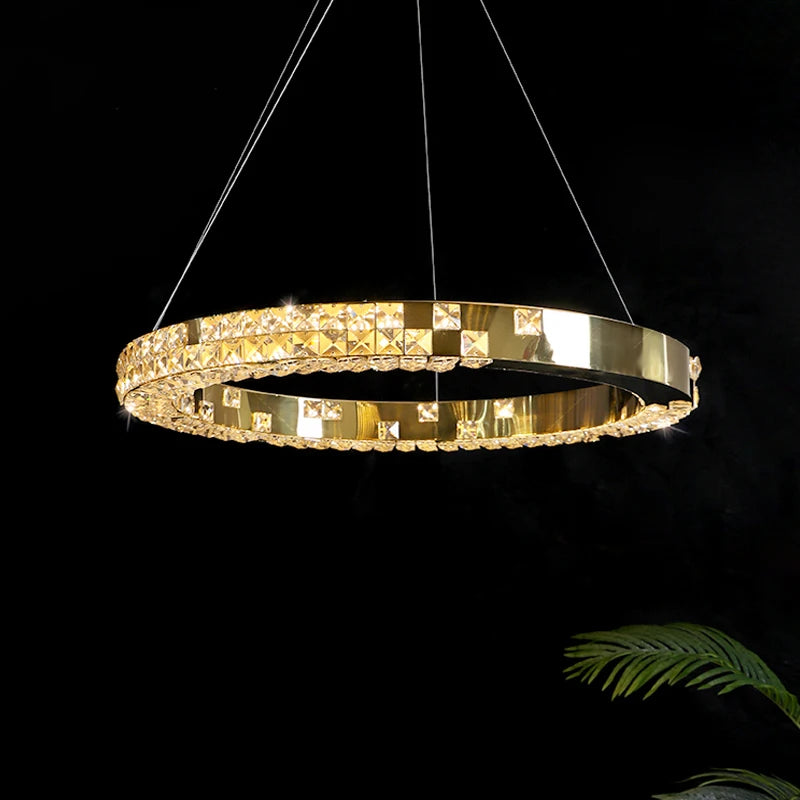 Lustre de Cristal Moderno com Anéis de LED